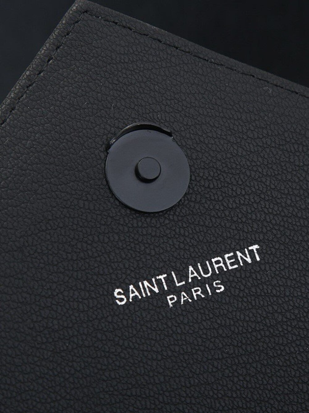 Yves Saint Laurent Medium Envelope Chain Bag in Black Grain de Poudre Calfskin - Picture 3 of 6